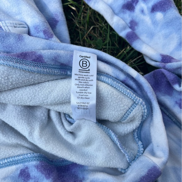 Athleta G!RL Hoodie Tie-Dye Hooded Sweatshirt Girls XL 14 Purple Blue White - Picture 9 of 16